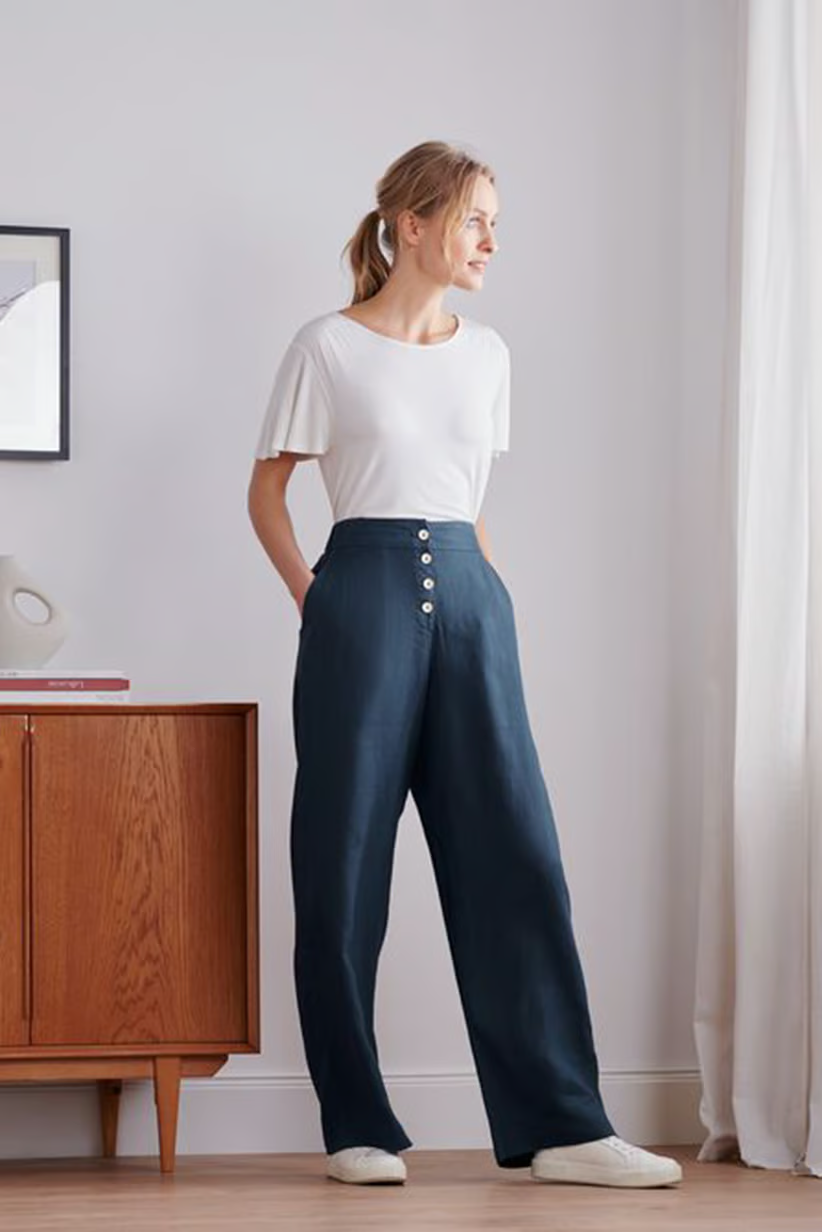 Women Button Fly Plain Trouser, Navy Brand: Tchibo