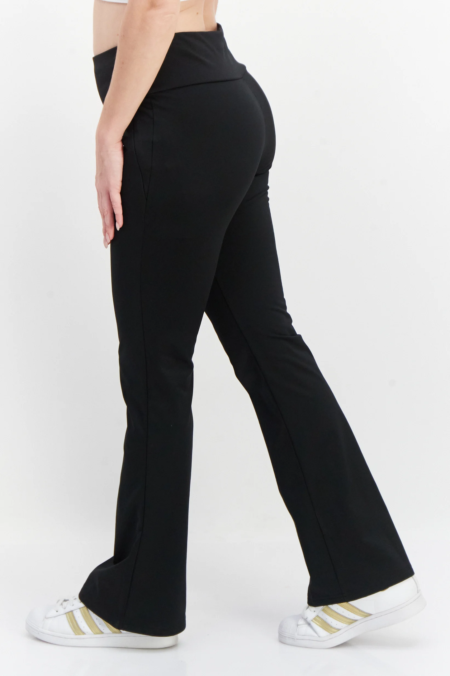 Women Regular Fit Plain Pants, Black Brand Tchibo