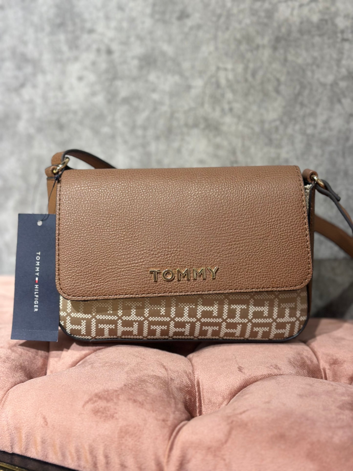 Tommy Hilfiger