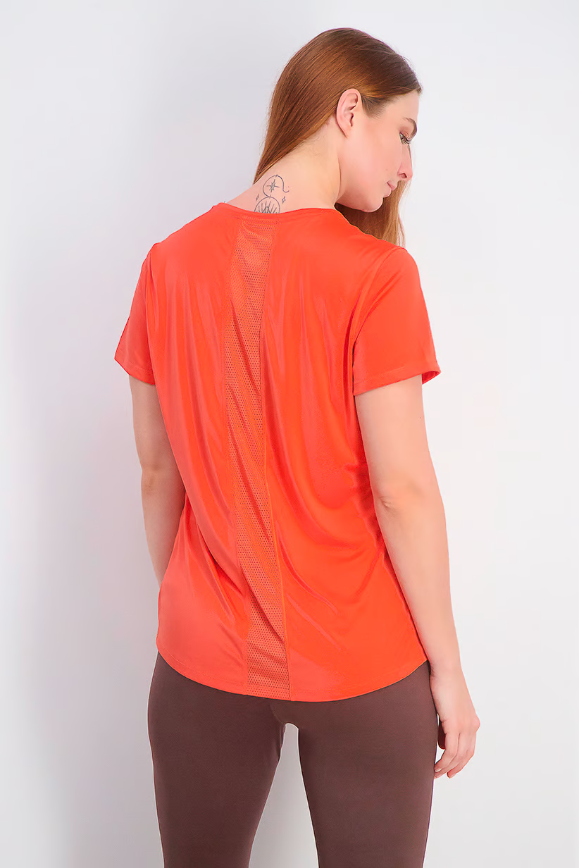 Women Crew Neckline Short Sleeve Running Essentials Graphic Tee, Rosette Reebock brand