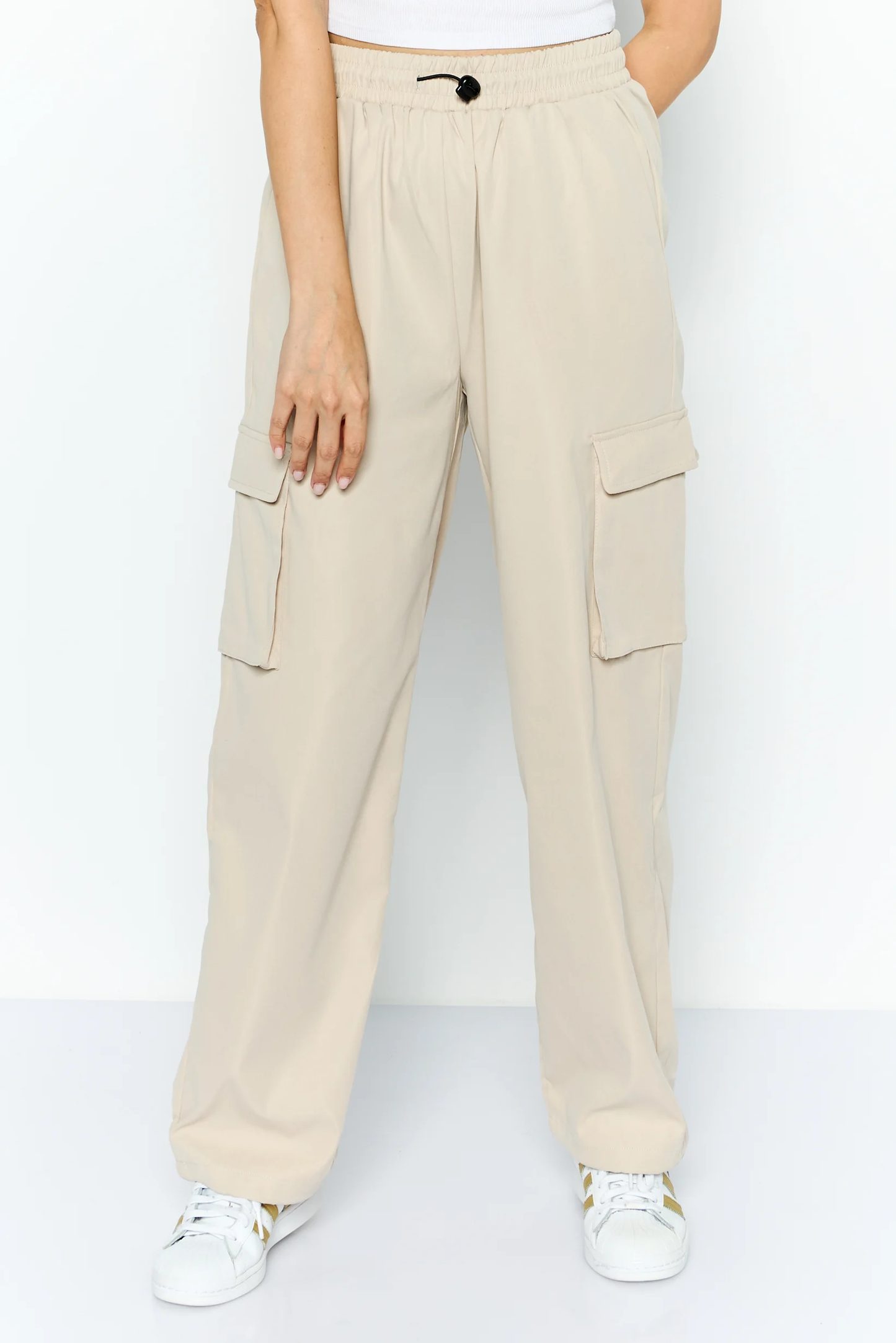 Women Regular Fit Plain Cargo 32 Length Pant, Beige  Brand: Only