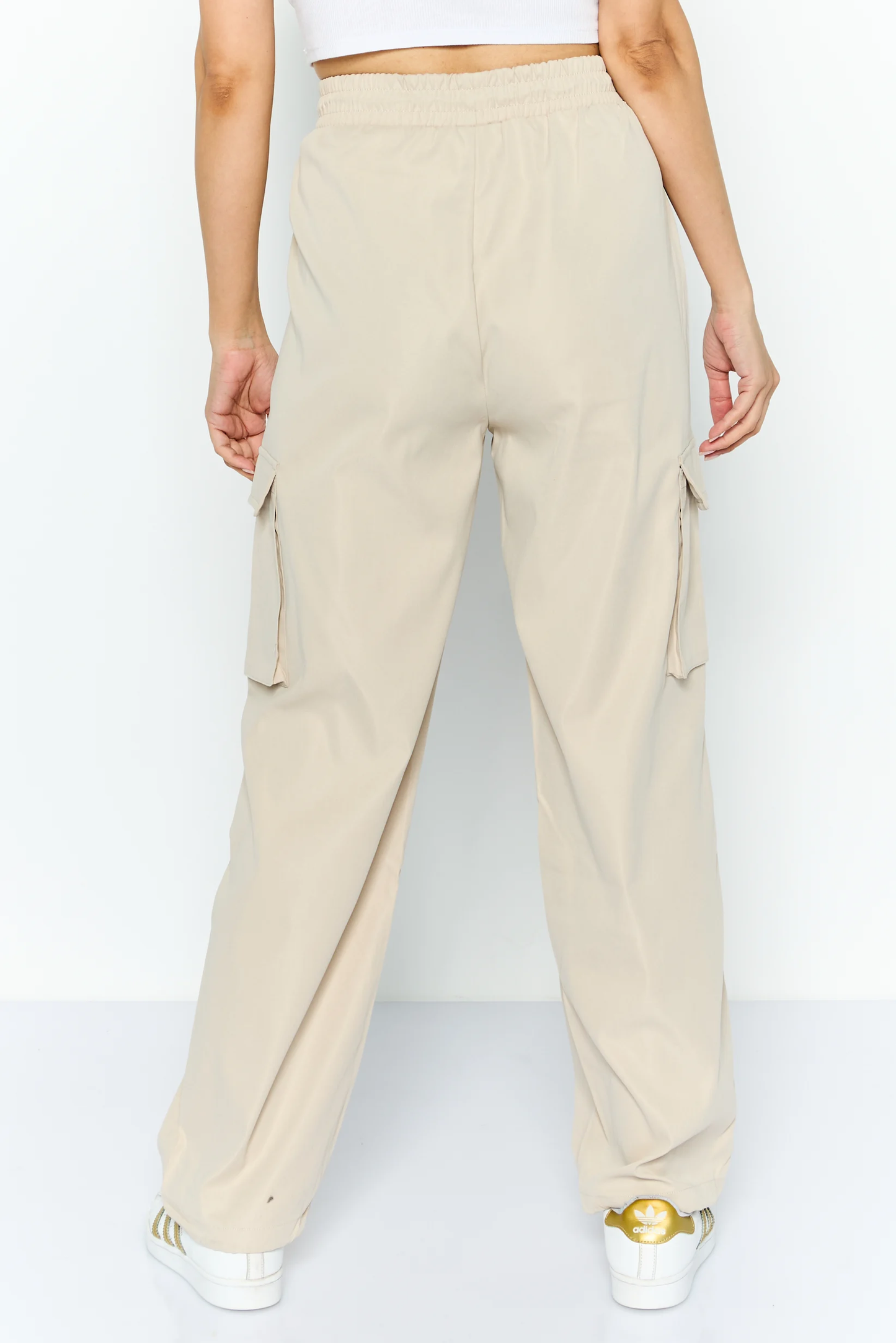 Women Regular Fit Plain Cargo 32 Length Pant, Beige  Brand: Only