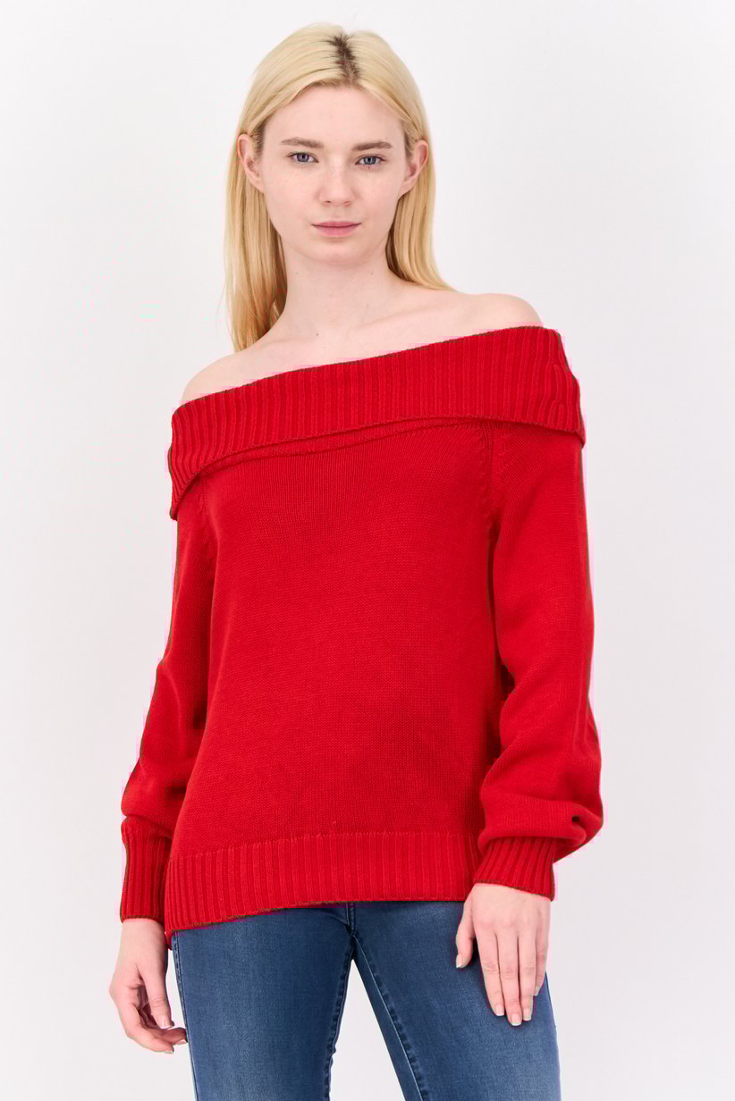 Off Shoulder knitted sweater